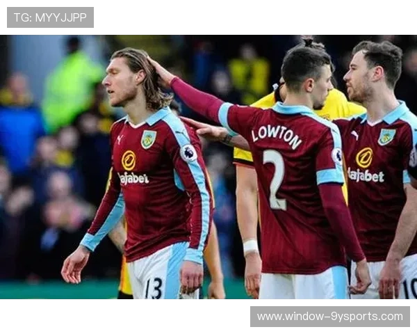 伯恩利俱乐部冬窗引援布局与保级前景深度解析及球队未来战术走向