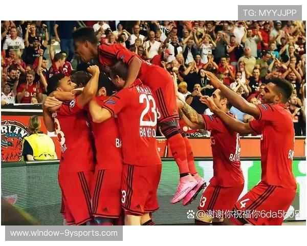 世界杯热潮持续升温,国际豪门球队纷纷调整阵容迎接激烈对决 世界杯热潮持续升温,国际豪门球队纷纷调整阵容迎接激烈对决