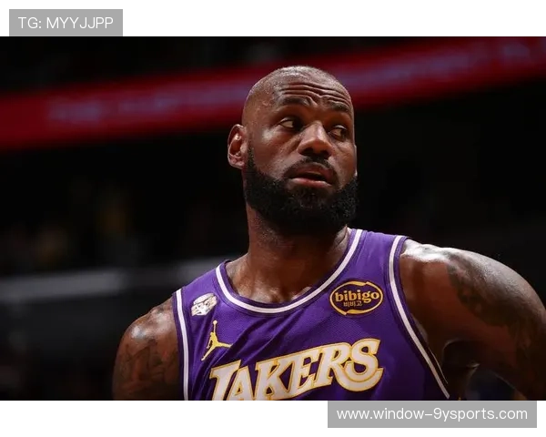 NBA最新战况:詹姆斯再创历史纪录勇士逆转胜湖人赛季精彩瞬间回顾 NBA最新战况:詹姆斯再创历史纪录勇士逆转胜湖人赛季精彩瞬间回顾