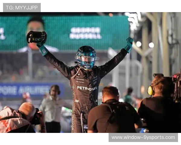 梅赛德斯新赛季策略调整引发F1车队间激烈竞争风云