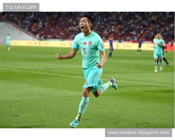 中国足球热身赛大胜泰国队，国足状态回暖备战世预赛